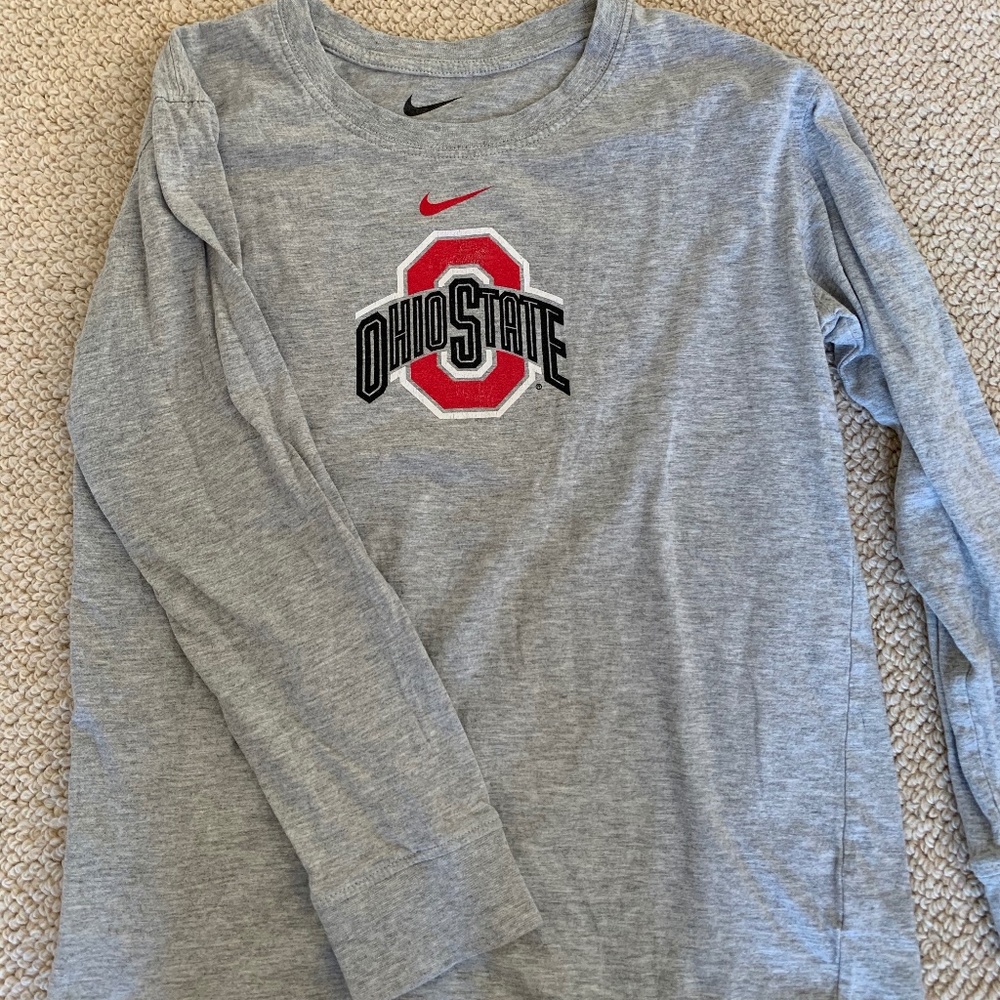 Ohio State long-sleeved tee. Medium. Nike brand